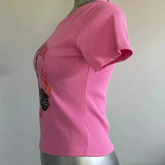 FREE 🆕Graphic Biker Crop T-Shirt - Picture 4 of 11